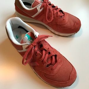 New Balance 574 Sneakers 9.5